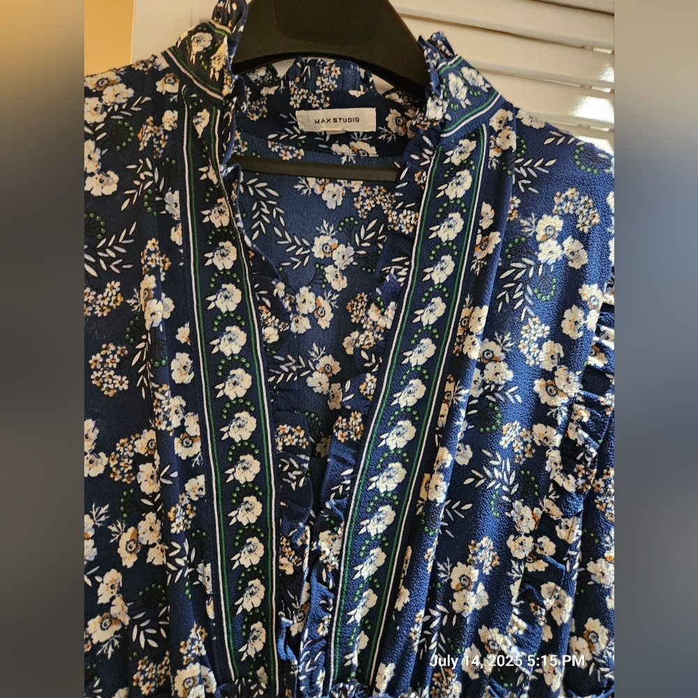 Floral Blue Maxi Dress . Max StudioMaxi Short Sleeve Floral Print Tiered Dress. - Picture 7 of 8